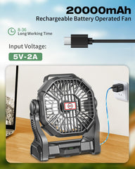 AEscod ventilador colgado en tienda de campaña ofreciendo ventilación y luz
