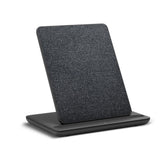Anker dock frontal con Kindle colocado muestra carga rápida