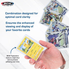 BCW carta insertada en funda y top loader demostrando ajuste seguro