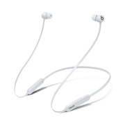 Beats Flex vista frontal del embalaje mostrando color smoke gray y diseño compacto