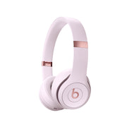 Beats Solo 4 frontal en Cloud Pink mostrando diseño y confort