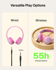 Belkin SoundForm Mini 2 niña usando auriculares en clase virtual con claridad