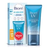 Biore frente del empaque mostrando producto y beneficio hidratante