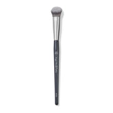 BK BEAUTY brocha A506 frontal mostrando diseño compacto y acabado profesional
