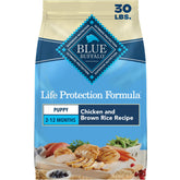 Blue Buffalo frente del empaque 30 lb mostrando ingredientes y beneficios