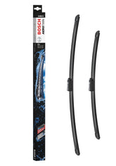 Bosch AeroTwin vista frontal del paquete mostrando las dos escobillas y beneficios de ajuste OE