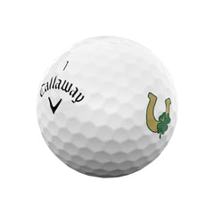 Callaway Supersoft pelota en vuelo tras drive, mayor velocidad y distancia