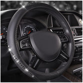 CAR PASS funda frontal mostrando ajuste y estilo brillante