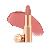 Charlotte Tilbury vista frontal del envase mostrando diseño y color
