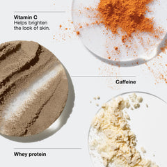 Clinique bote abierto con crema y lista de ingredientes visibles para confianza