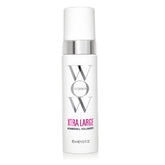 COLOR WOW envase frontal mostrando el nombre y diseño con beneficio de volumen ligero