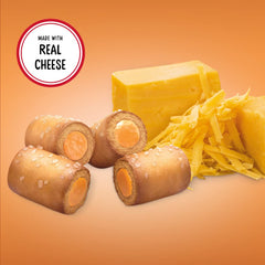 Combos primer plano del relleno de cheddar cremoso y apetecible