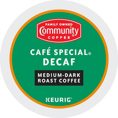 Community Coffee taza servida con crema, sabor suave y cuerpo pleno