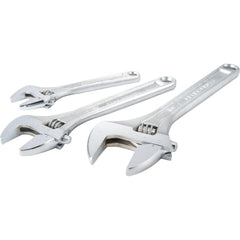 CRAFTSMAN primer plano de mordaza mostrando apertura amplia y agarre seguro