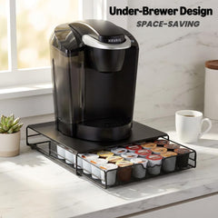 Deco Brothers cajón colocado bajo cafetera Keurig para ahorro de espacio