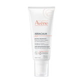Eau Thermale Avène jar front view showing product and soothing balm benefit
