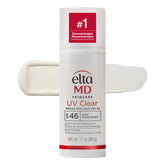 EltaMD botella frontal mostrando diseño y tamaño práctico