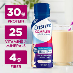 Botella de Ensure COMPLETE en mano para llevar, comodidad inmediata
