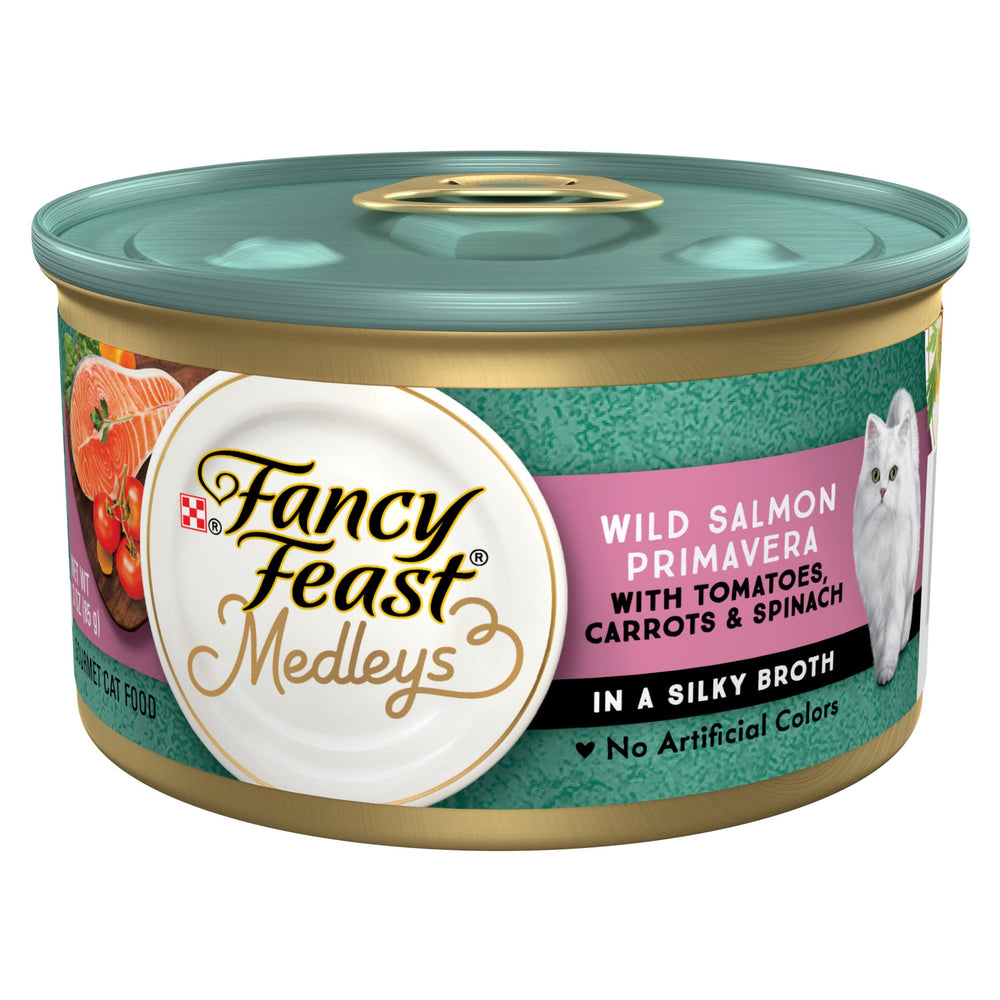 Fancy Feast lata frontal mostrando diseño del producto y conveniencia