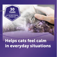 FELIWAY recambio colocado en difusor mostrando funcionamiento continuo