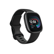 Fitbit Versa 4 vista frontal mostrando diseño elegante y legible