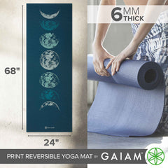 Gaiam esterilla en uso por persona realizando postura, estabilidad y confort