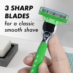 Gillette Mach3 Sensitive detalle de las tres hojas mostrando corte preciso
