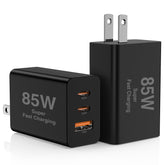 Hzevn frontal del bloque 85W mostrando los tres puertos eficiente
