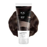 IGK embalaje frontal del Brown Bella mostrando diseño profesional y atractivo