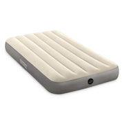 Intex vista frontal del colchón Dura-Beam mostrando su paquete y tamaño