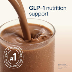 Kate Farms primer plano de textura del batido resaltando cremosidad