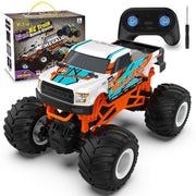 Kidcia vista frontal del monster truck naranja mostrando diseño robusto y atractivo