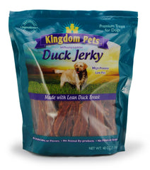 Kingdom Pets bolsa frontal de 2.5 lb destacando ingredientes simples y beneficio práctico
