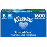 Kleenex caja frontal mostrando diseño y marca, práctico y decorativo