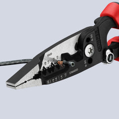 KNIPEX close-up of wide flat jaws highlighting secure grip and cutting edge performance