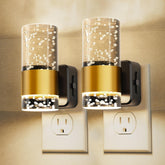 L LOHAS LED vista frontal con aro dorado, estética elegante y funcionalidad