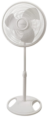 Lasko 2520 front view showing white grille and base, delivering directed airflow
