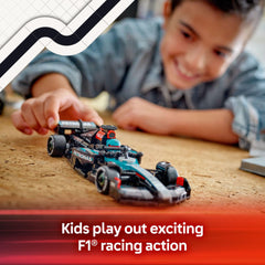 LEGO Mercedes-AMG cockpit abierto con acceso fácil para la minifigura piloto