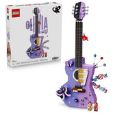 LEGO guitarra frontal mostrando diseño eléctrico y acústico, gran pieza decorativa