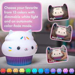 Lights By Night Cakey Cat en uso en mesita, facilita la rutina nocturna