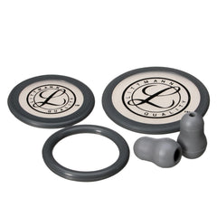Littmann primer plano de olivas y diafragma demostrando ajuste y confort