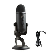 Logitech G Yeti frontal mostrando diseño y acabado blackout, calidad profesional