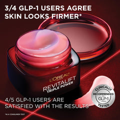 L'Oreal Paris crema aplicada en manos como muestra de absorción rápida