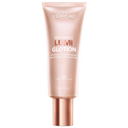 L'Oreal Paris True Match Lumi Glotion vista frontal mostrando el tono 902 Light y beneficios hidratantes