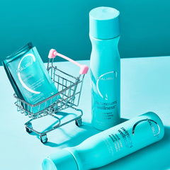 Malibu C acondicionador aplicado en cabello tras nadar para suavizar