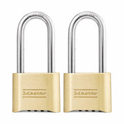 Master Lock frontal del embalaje mostrando dos candados y beneficio de protección inmediata