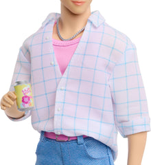 Mattel Jinu posado en escenario, 11 articulaciones permiten poses dinámicas