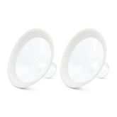 Medela PersonalFit Flex vista frontal mostrando forma ovalada y ajuste cómodo