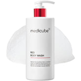 medicube envase frontal mostrando color rojo y diseño claro, facilita identificación