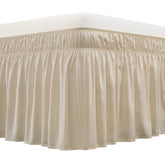 MEILA falda frontal en beige mostrando cobertura completa y elegante